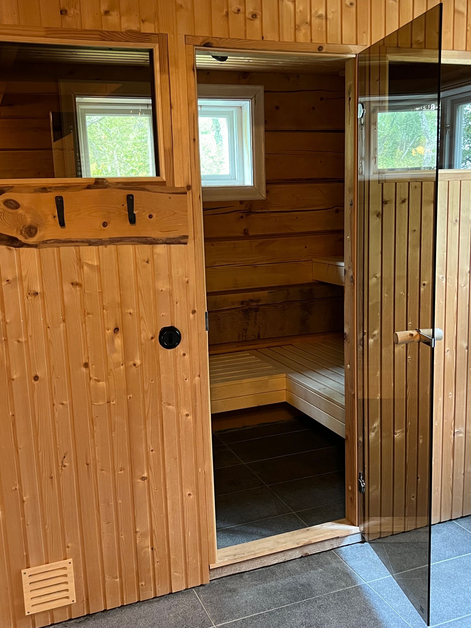 Timmerstuga nära fjället i Torkilstöten Ljungdalen – bild 12 av 17
