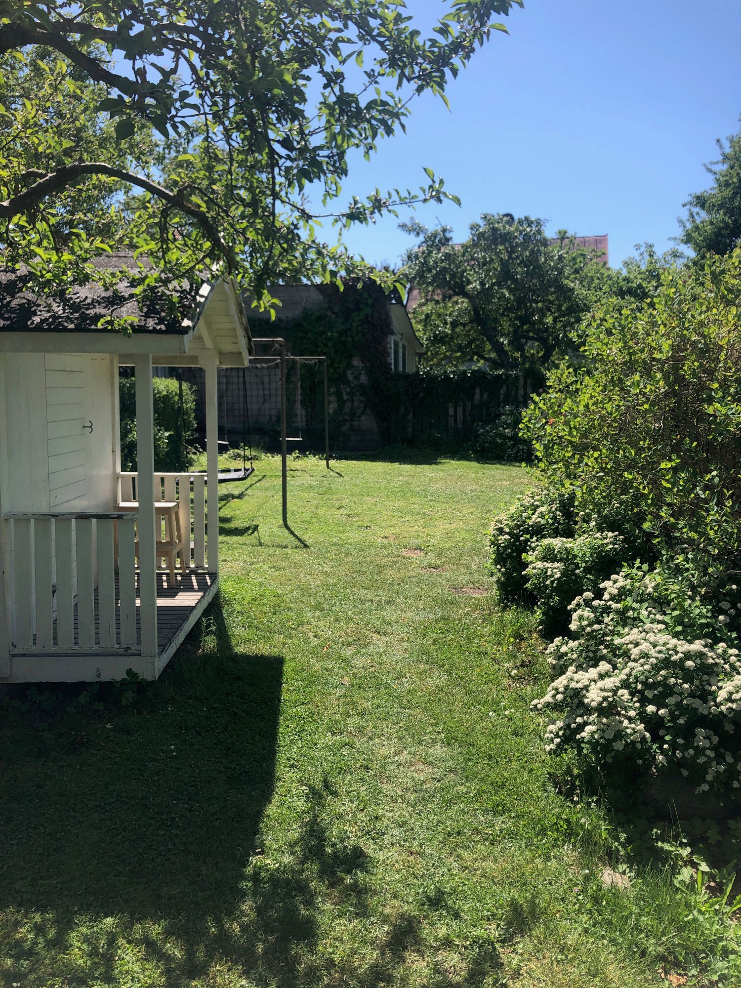 Sänkt pris på stor villa i centrala Visby – bild 4 av 19