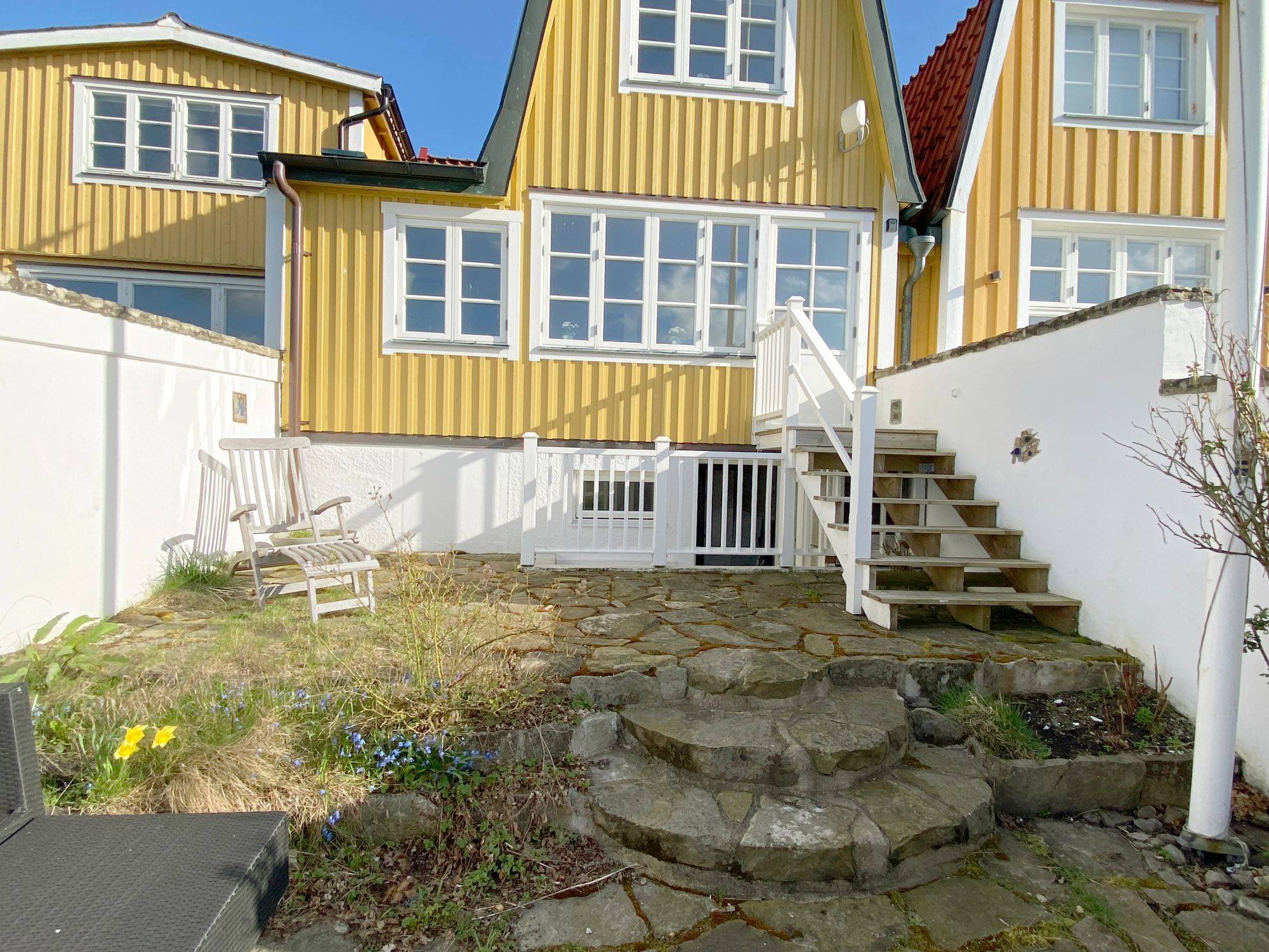 Gatuhus vid Torekovs hamn med havsutsikt | SE01043 – bild 21 av 22