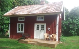 Mysig stuga med lugnt läge
