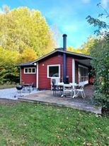 Cottage by the woods in Ludvigsborg