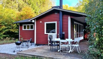 Skogsnära stuga i Ludvigsborg