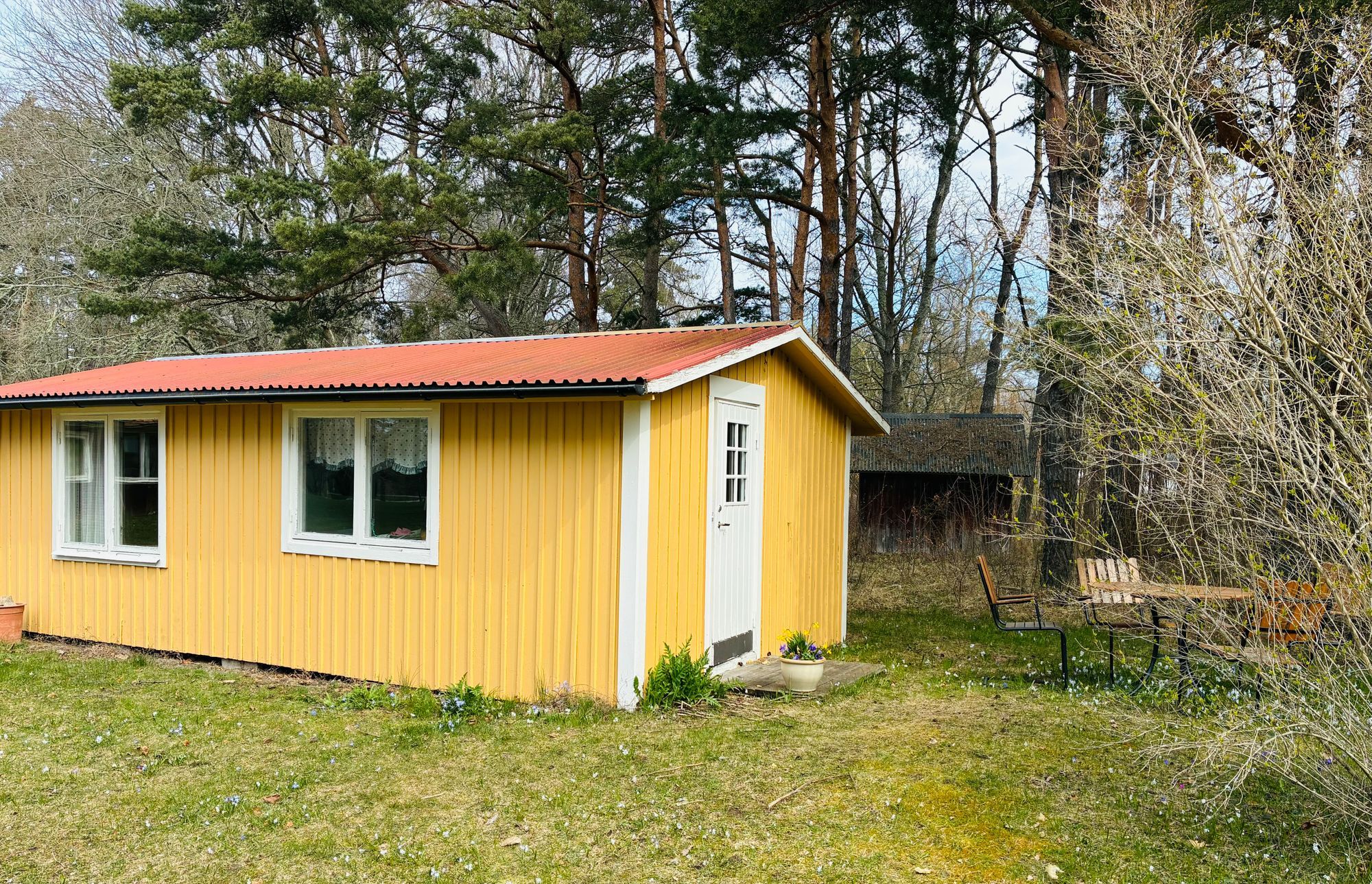 Mysig Gotlandsstuga – bild 4 av 6