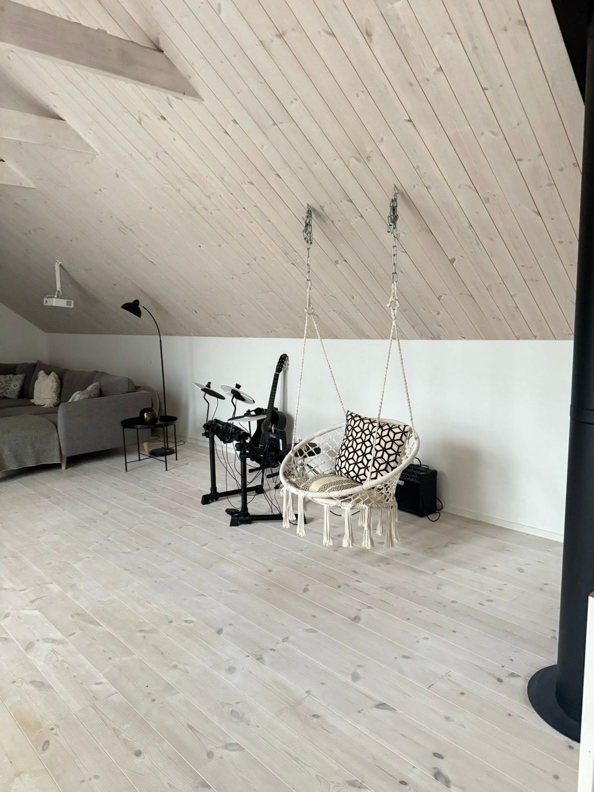 Stort hus i härlig Mälby – bild 12 av 22