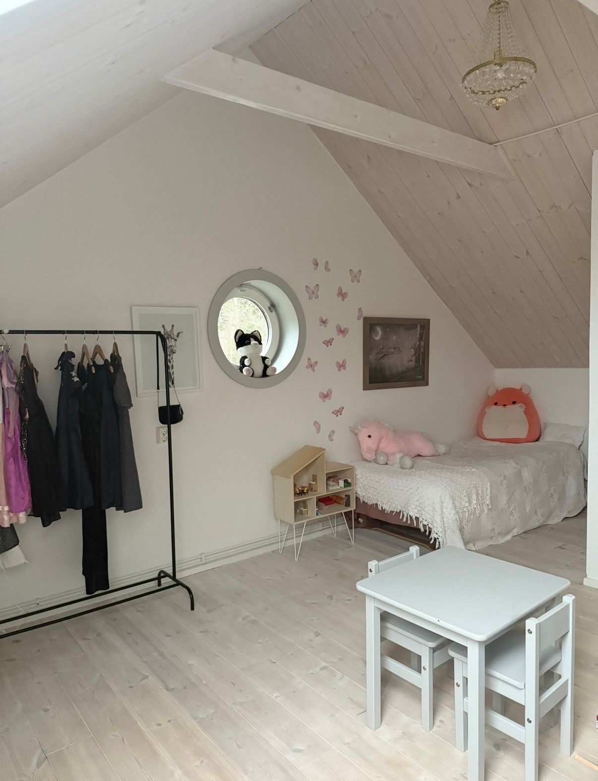 Stort hus i härlig Mälby – bild 15 av 22