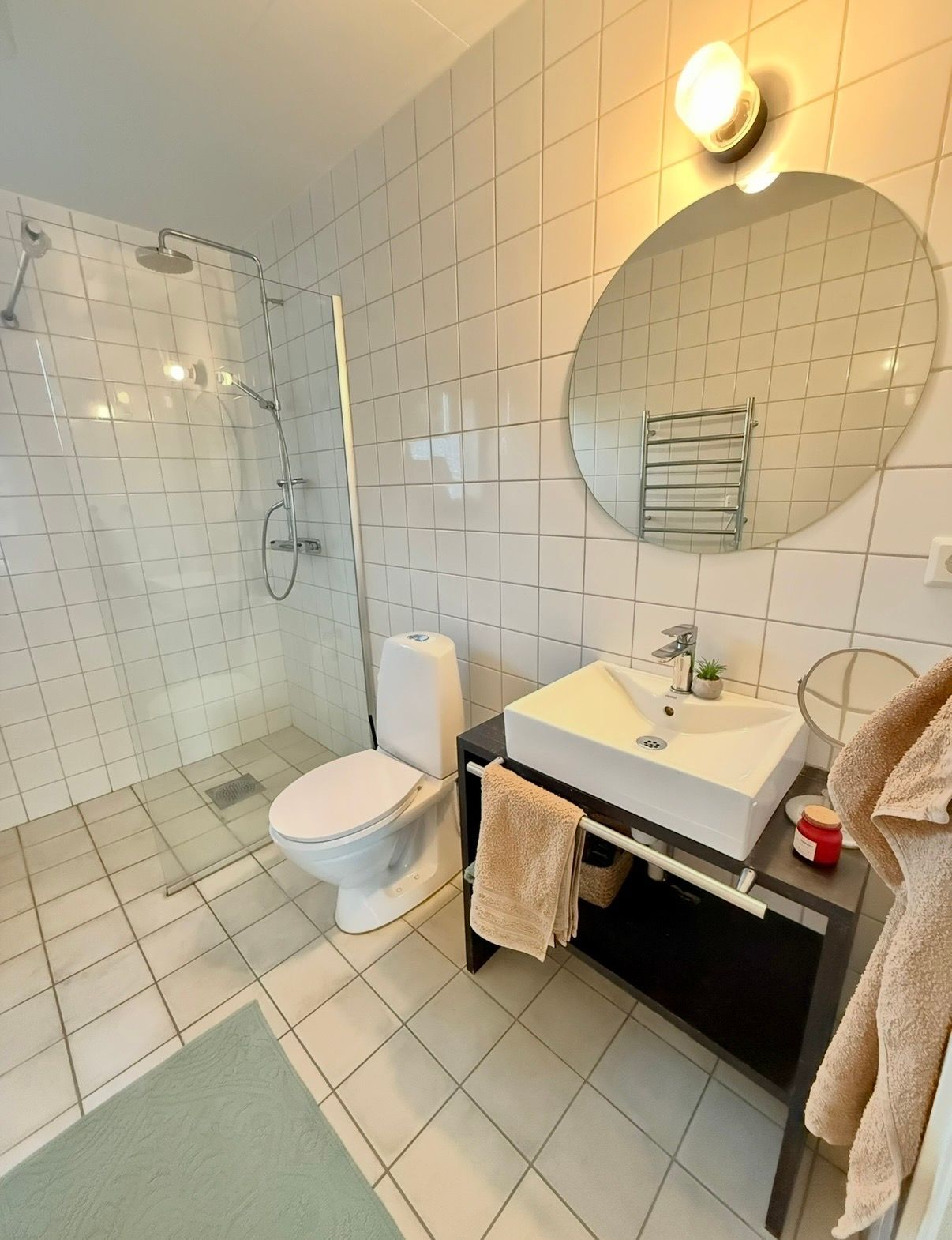 Stort hus i härlig Mälby – bild 16 av 22