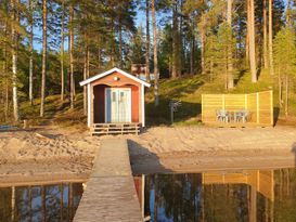 Sommarstuga på sjötomt