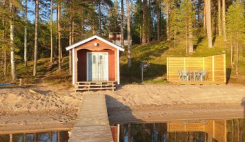 Sommarstuga på sjötomt