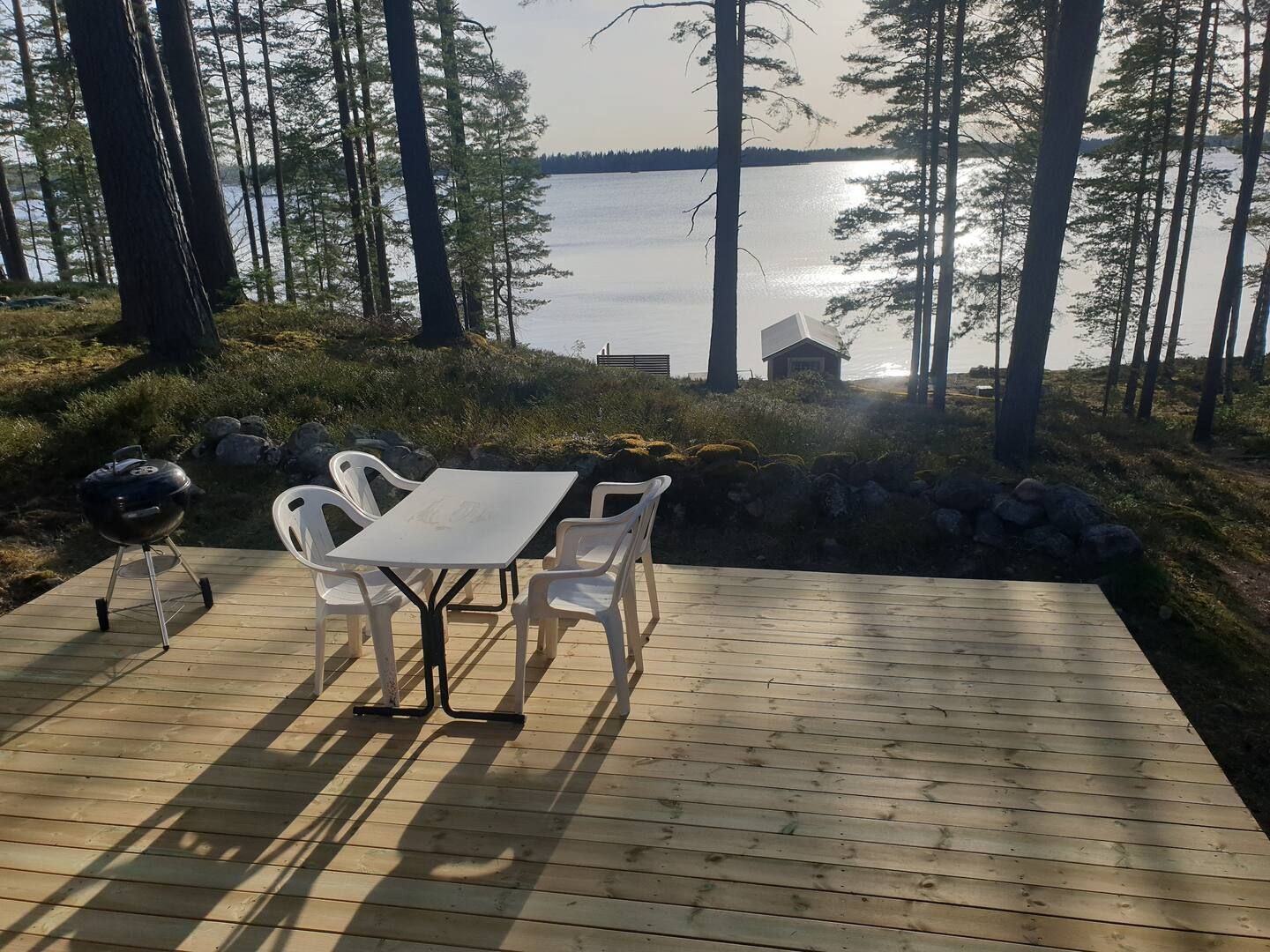 Sommarstuga på sjötomt – bild 9 av 15