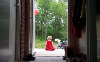 Välkommen att hyra vårt radhus på vackra Lidingö