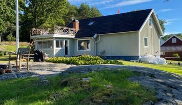 Familjevänligt hus vid golfbana