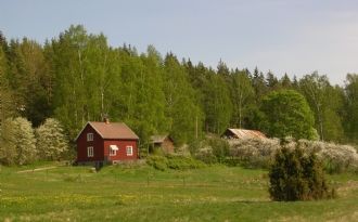 Stuga Näset vid sjön Lelång