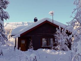 Mysig fjällstuga med laddbox i Fjätervålen/Idre