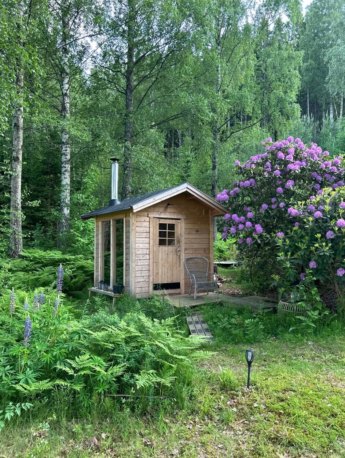 Stuga med sjöutsikt, båt och bastu i Bohuslän – bild 5 av 18
