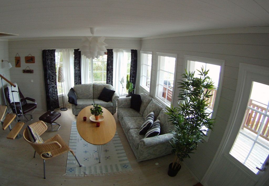 Sommarparadis med egen sandstrand – bild 12 av 17