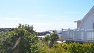 House in Gamlestan, private dock & boat