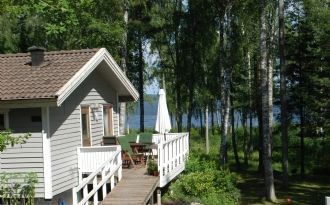 Well equipped Sörmland’s cottage with a dream view