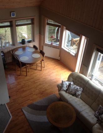 Underbart fritidshus vid idyllisk sjö – bild 5 av 13