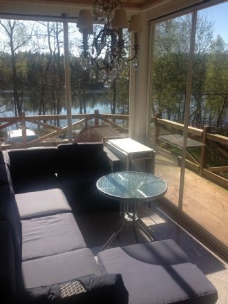 Underbart fritidshus vid idyllisk sjö – bild 6 av 13