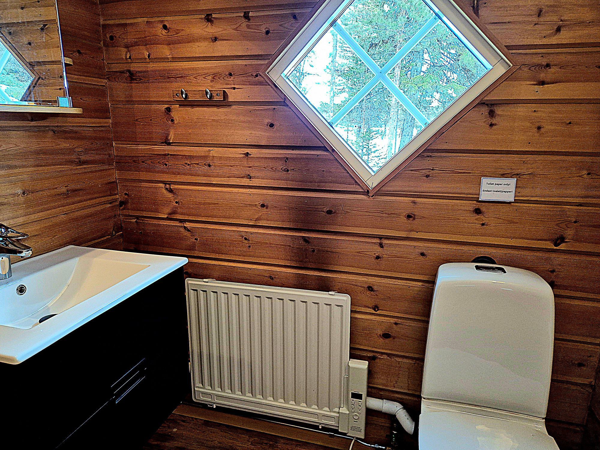 Arctic light cabin – bild 7 av 8