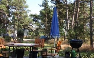 Mönsterås och Oknö, modern stuga vid havet