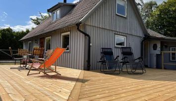 Vandra, cykla, bada och njut av vackra Österlen