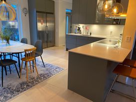 Modern nybyggd villa 15 min från Stockholm City