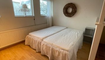 Lägenhet nära bad, ishall och fotbollsplan, Öckerö