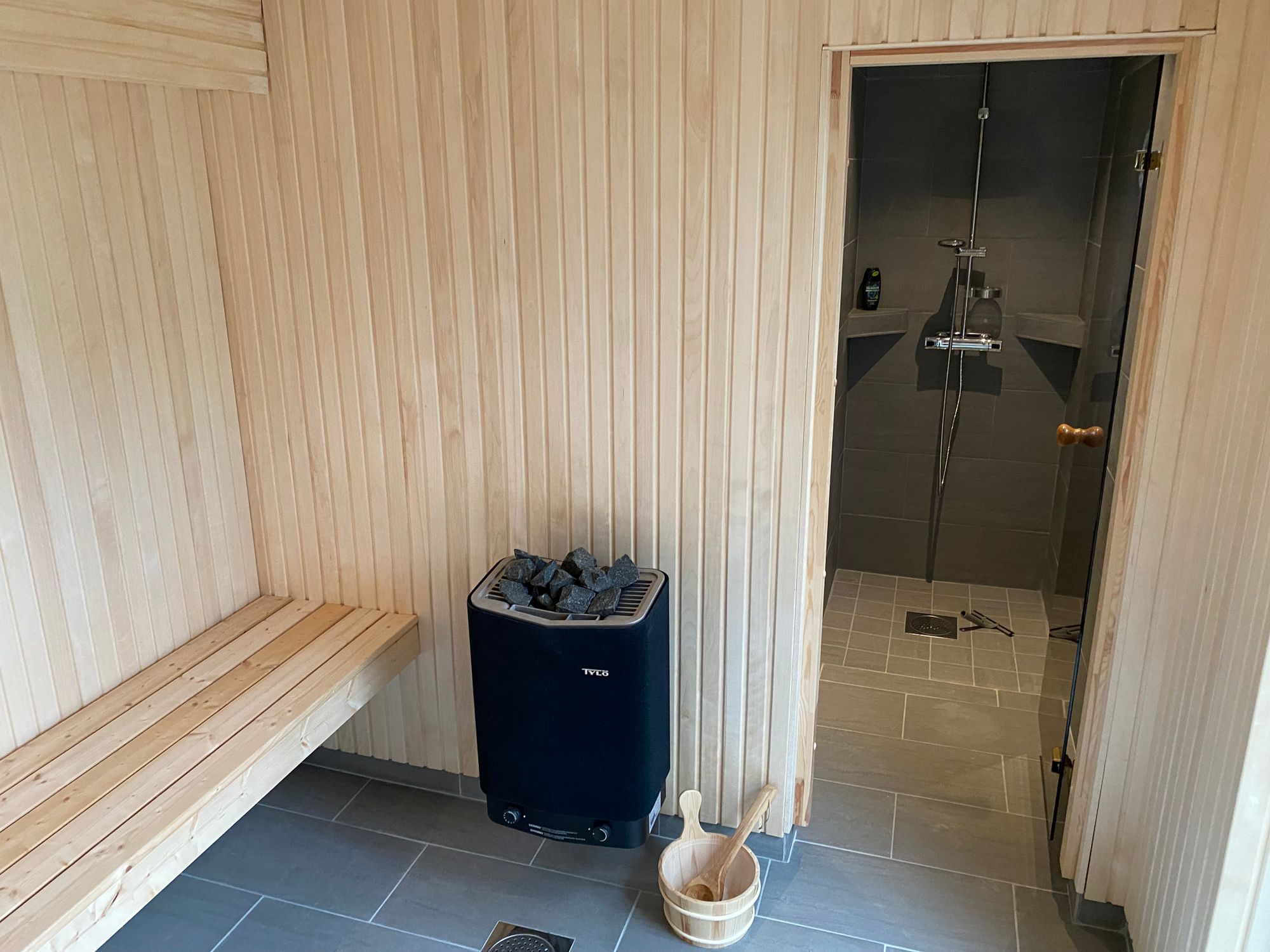 Bruksvallarna - Nybyggt arkitektritat hus – bild 20 av 24