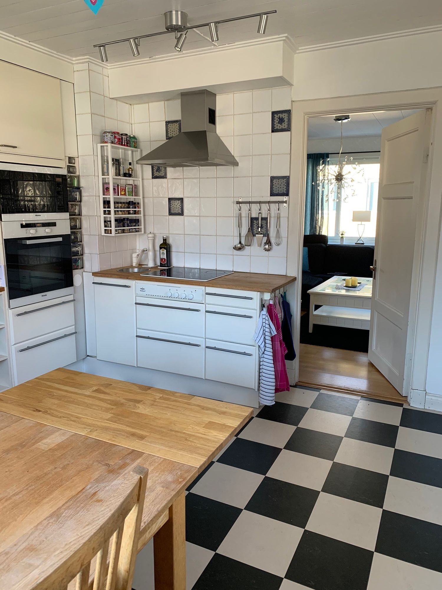 Barnvänligt centralt hus för 1-2 familjer – bild 4 av 11