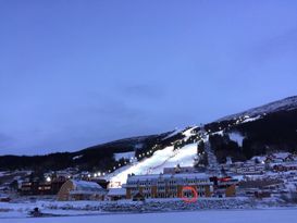 Åre med altan mot sjön