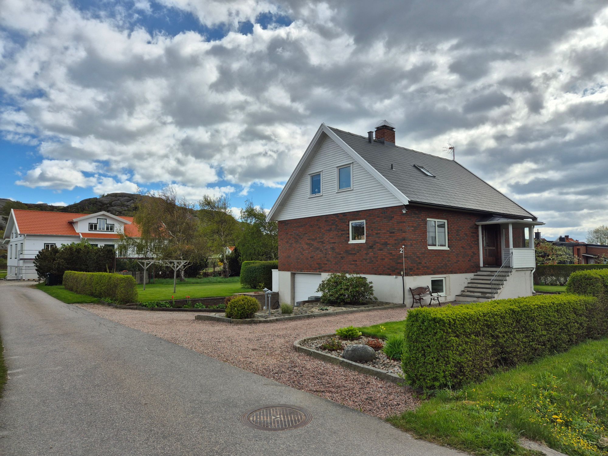 Härligt hus och trägård på västra Tjörn – bild 16 av 22