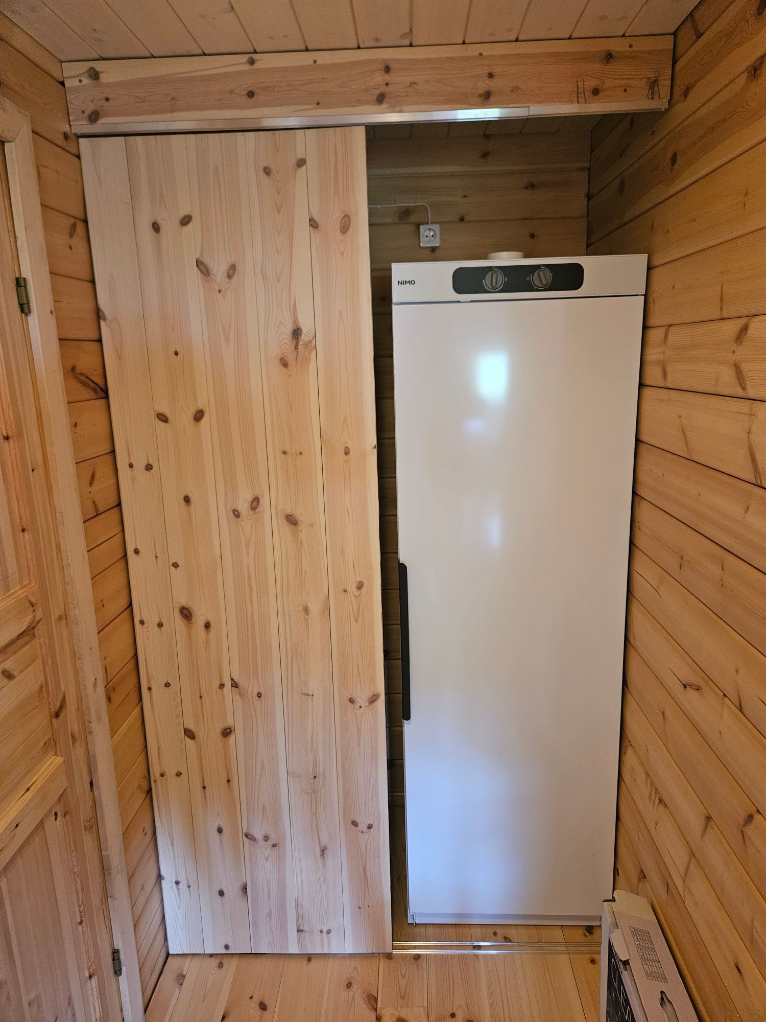 Jukta Lodge. Nybyggd timrat stuga i Juktådalen – bild 10 av 20