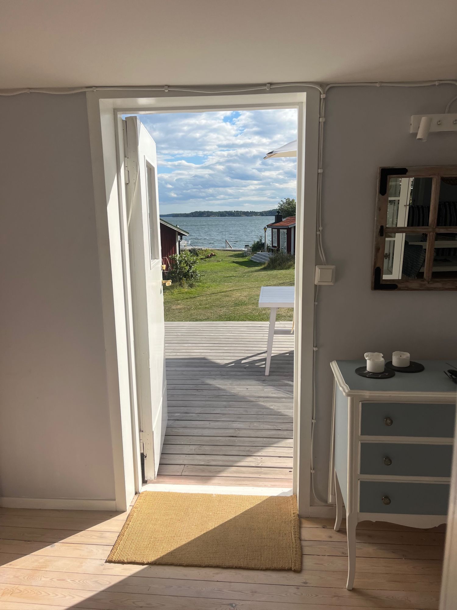 Idyllisk sjötomt för upp till 3 familjer, Värmdö – bild 4 av 24