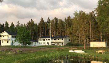 Villa Ekenäs vid Vänerns strand, Otterbäcken.