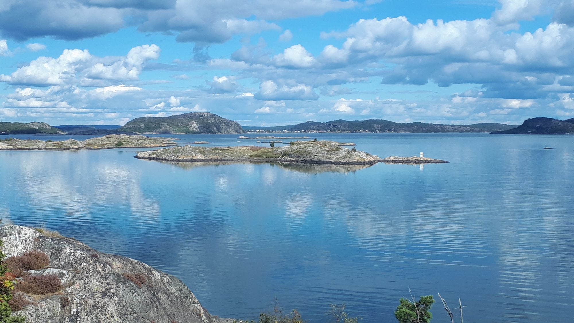 Hyr vår ljusa, fina sommarstuga! – bild 5 av 18