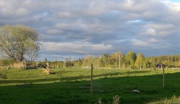 Bekvämt boende i underskön natur