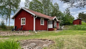 5 km from beautiful Järvsö. Newly renovated.