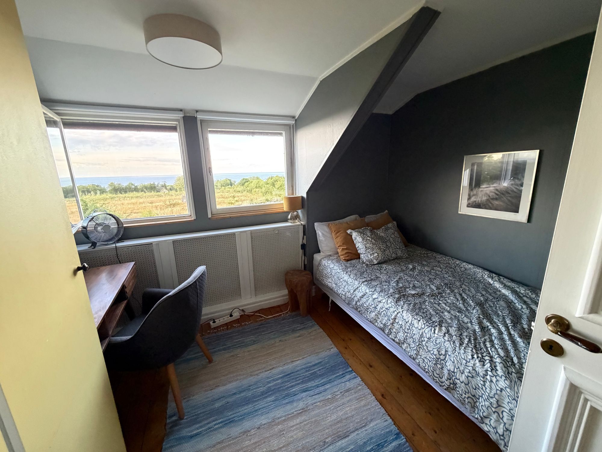 Äppelgårdsvilla på Kivik—Panoramautsikt över havet – bild 17 av 24