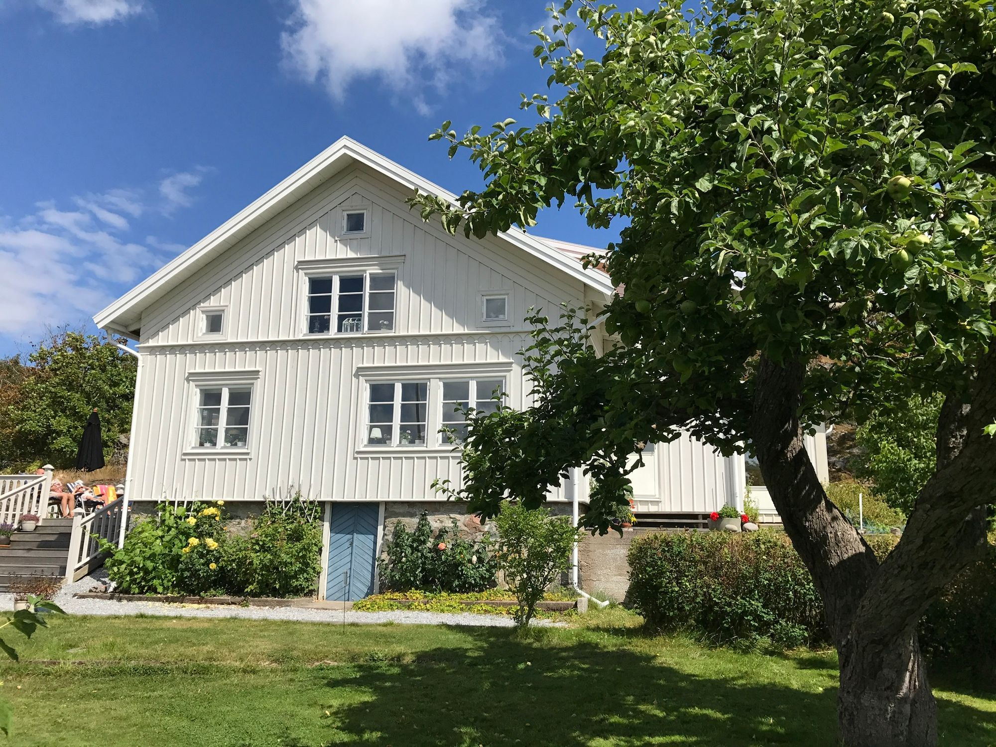 Lantlig skärgårdsidyll på vackra Flatön