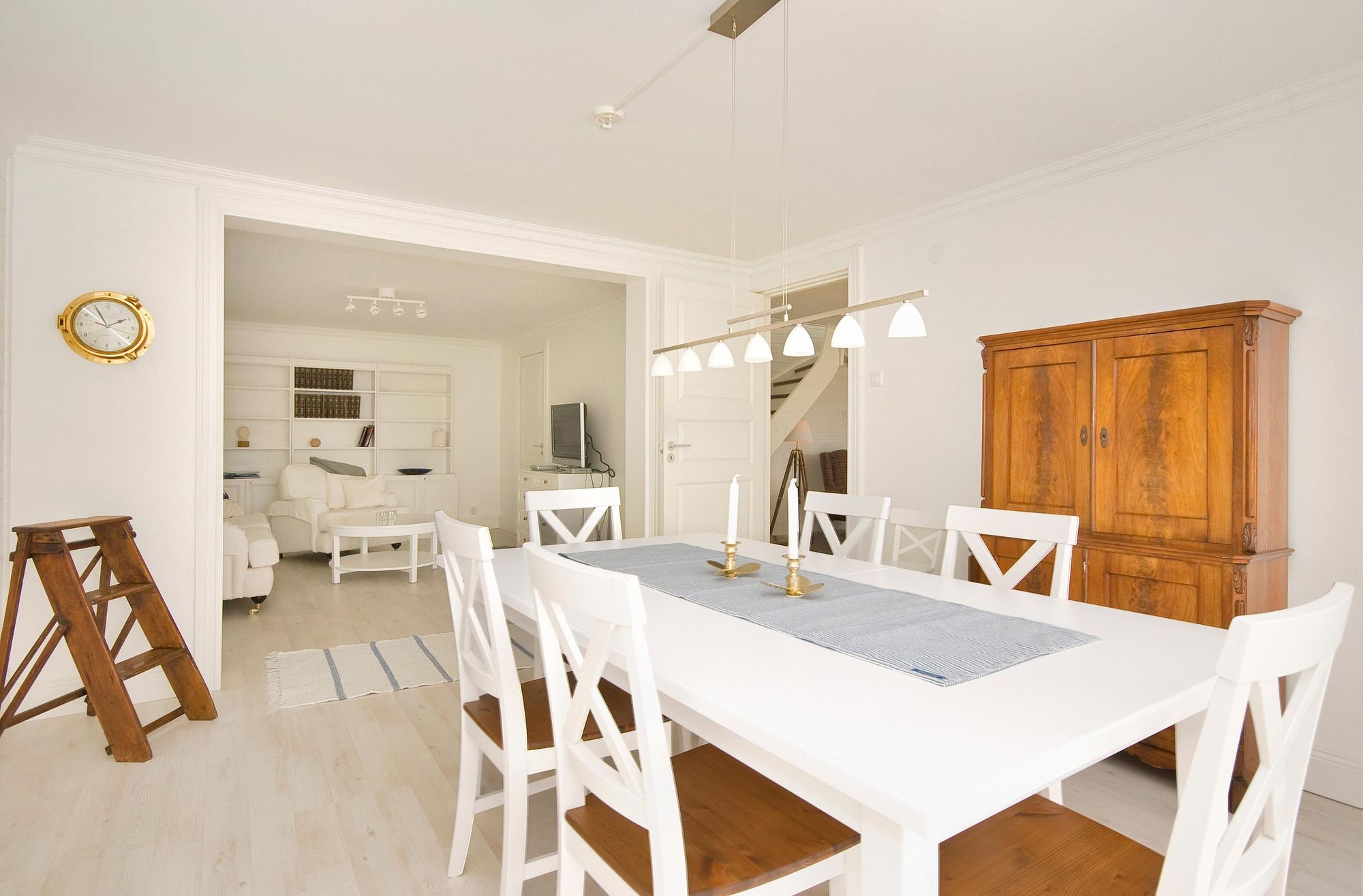 HAMPTONS STYLE WATERFRONT PROPERTY NEAR STOCKHOLM – bild 15 av 24