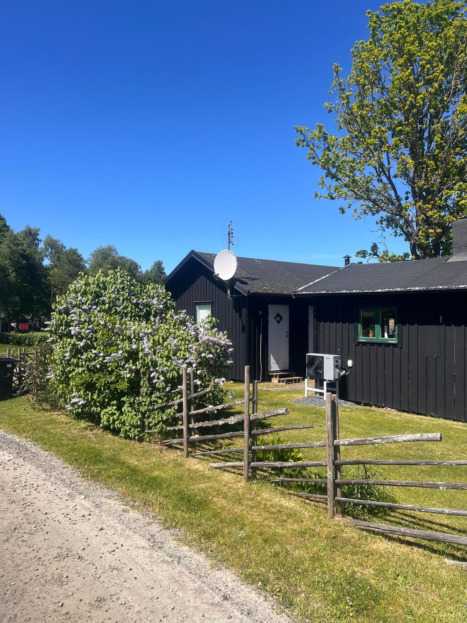 Stuga på sjötomt uthyres – bild 18 av 21