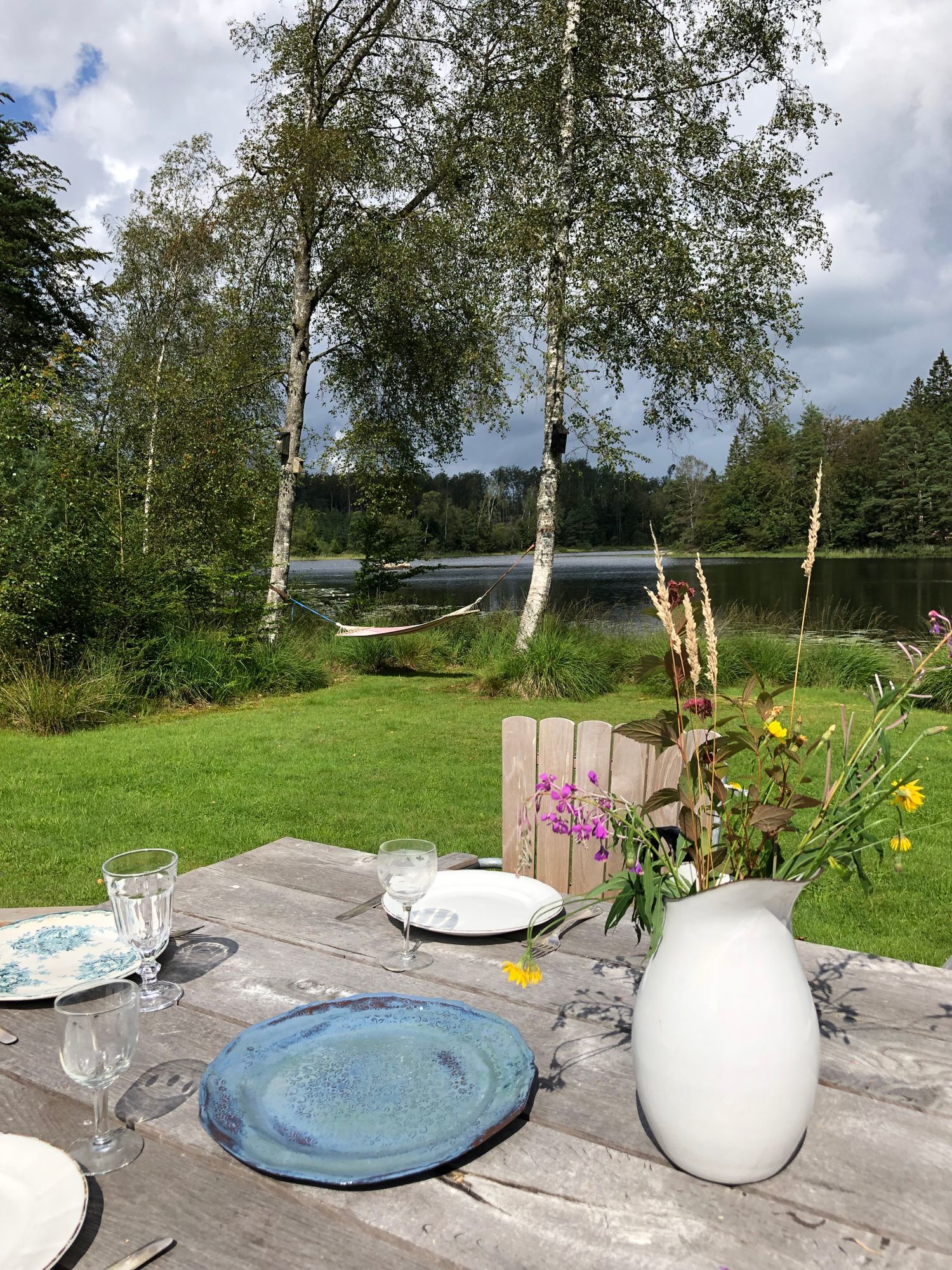 Charmigt hus med sjötomt i naturskön omgivning – bild 6 av 24