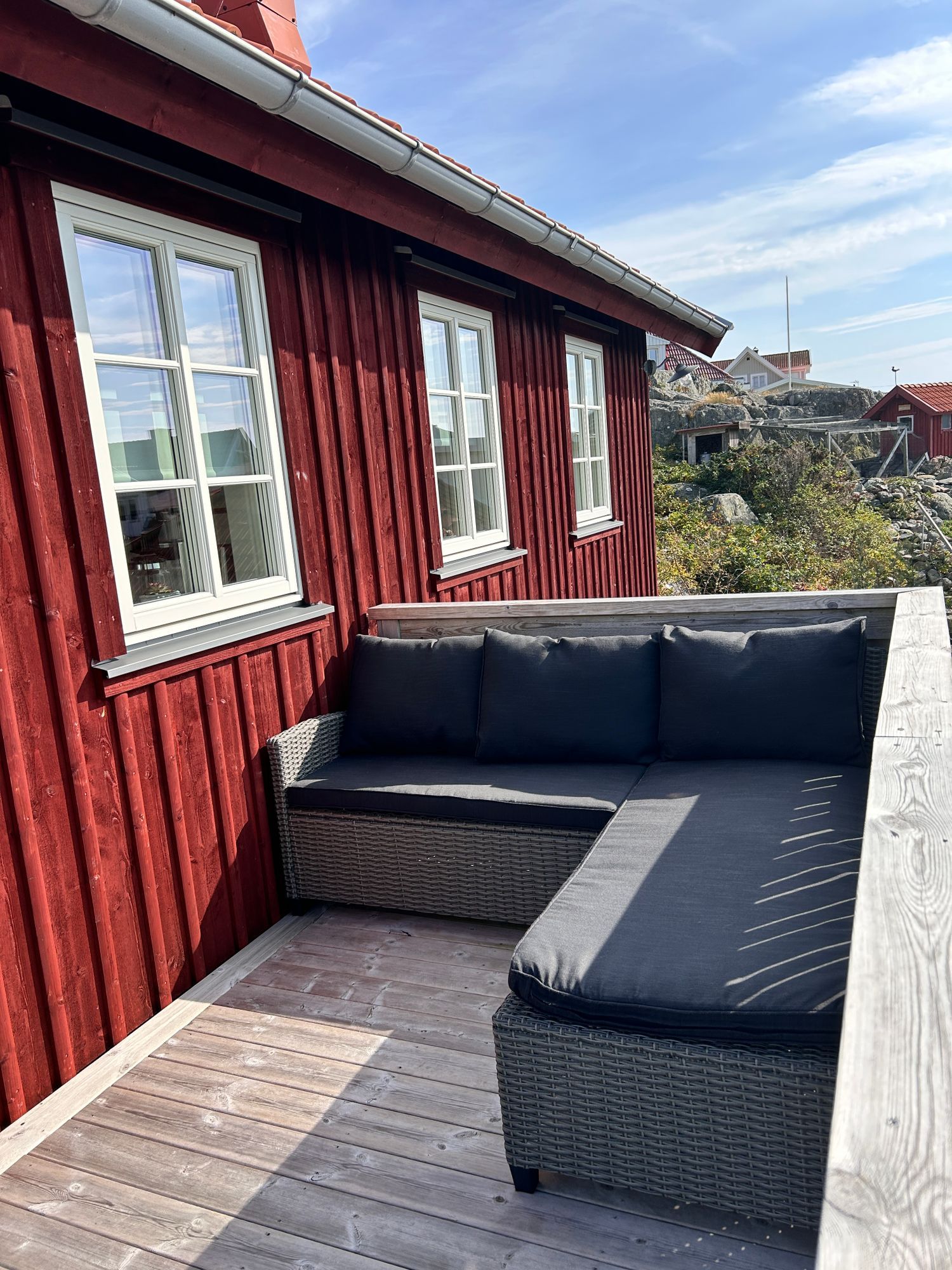 Liten stuga nära havet – bild 13 av 16
