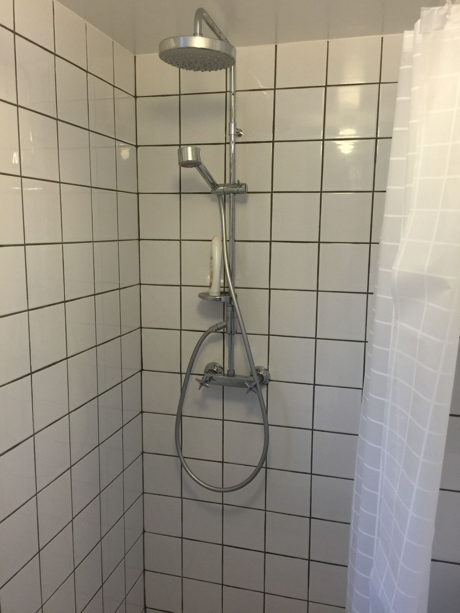 Havsutsikt, bekvämt och renoverat på Utö – bild 9 av 10