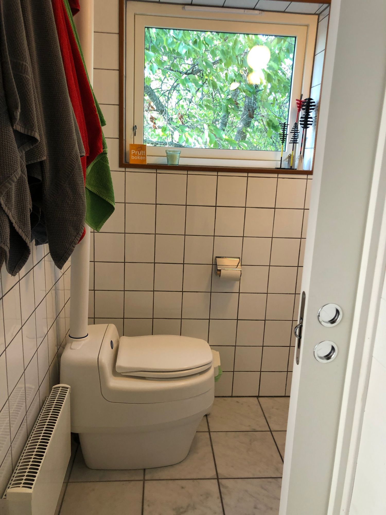 Havsutsikt, bekvämt och renoverat på Utö – bild 10 av 10