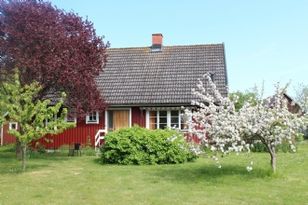 Sommarhus med stor grön tomt, Öland