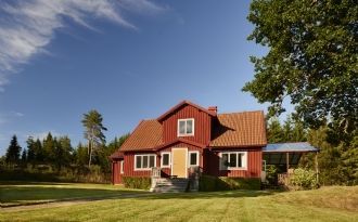 Härligt hus vid sjö