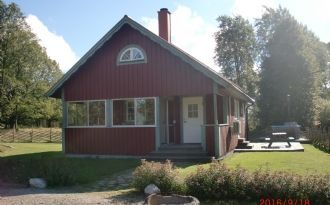 Stuga 25 km från Ullared med badtunna