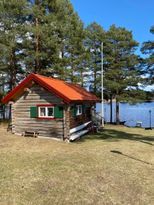 Stuga direkt vid Siljansstrand